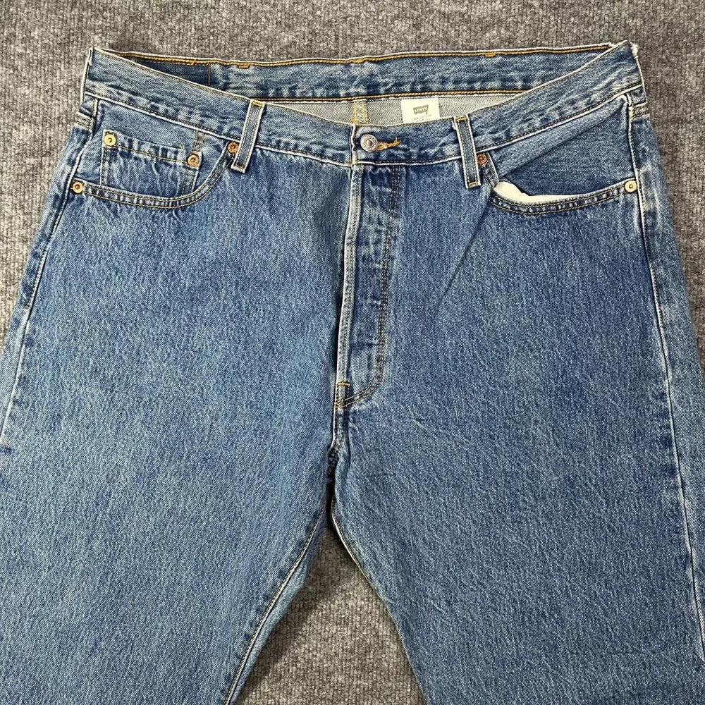 Vintage 2006 Levi's 501‎ Jeans Blue Denim Classic Straight Button Fly Y2K 38X31